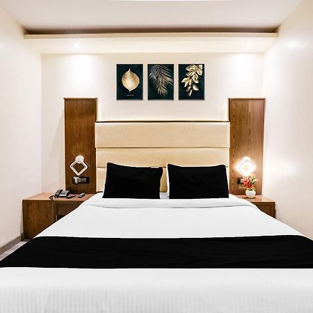 Super Collection O Andheri Near Western Express Highway Mumbai Ngoại thất bức ảnh