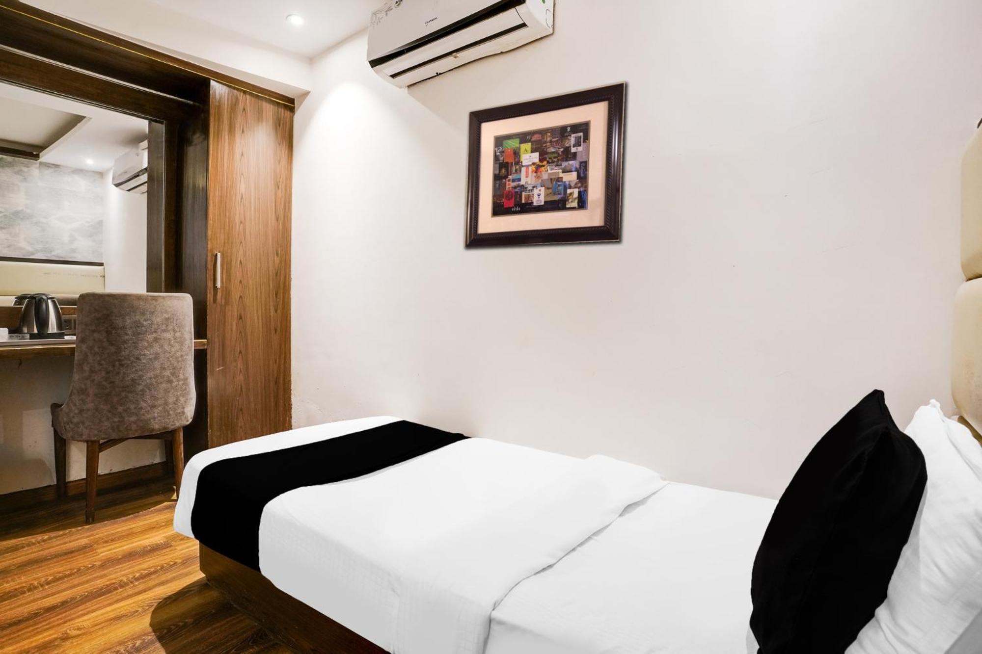 Super Collection O Andheri Near Western Express Highway Mumbai Ngoại thất bức ảnh