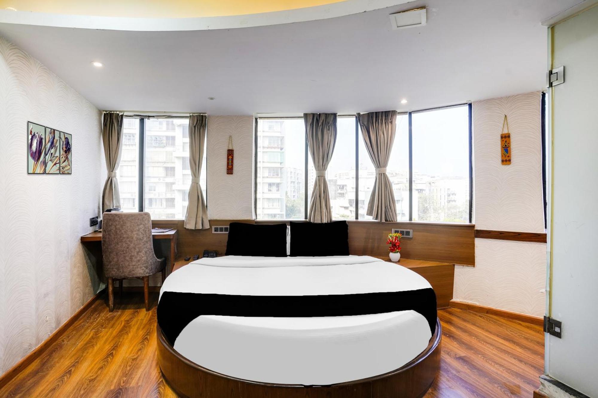 Super Collection O Andheri Near Western Express Highway Mumbai Ngoại thất bức ảnh